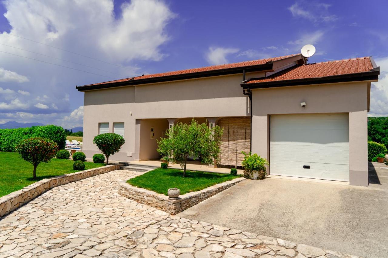 Villa Kod Bube Любушки Экстерьер фото